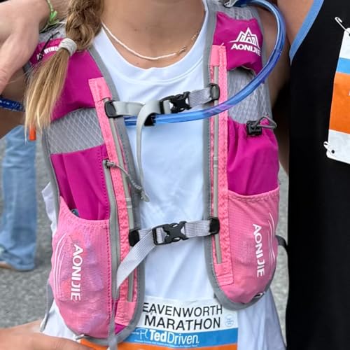 TRIWONDER Running Vest Hydration Pack Backpack for Men & Women, Lightweight Trail Marathon Run Race Vest for Cycling Jogging - color: 01 Rose Red - With a 500ml Water Bottle