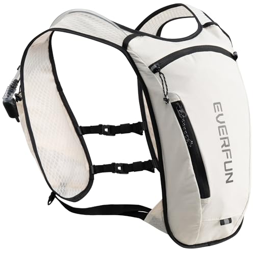 EVERFUN Hydration Backpack Running Vest Small Hiking Water Backpack with 1.5L Water Bladder, Lightweight Reflective Hydro Pack for Trail Running, Biking, Race, Marathons - color: New Cream