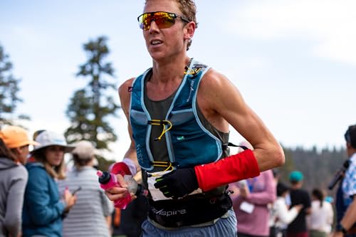 UltrAspire Spry Adult Unisex Lightweight Running Race Vest - color: 4.0 Blue/Sky, size: Universal Size without Bladder