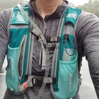 TRIWONDER Running Vest Hydration Pack Backpack for Men & Women, Lightweight Trail Marathon Run Race Vest for Cycling Jogging - color: 01 Light Blue - With a 500ml Water Bottle