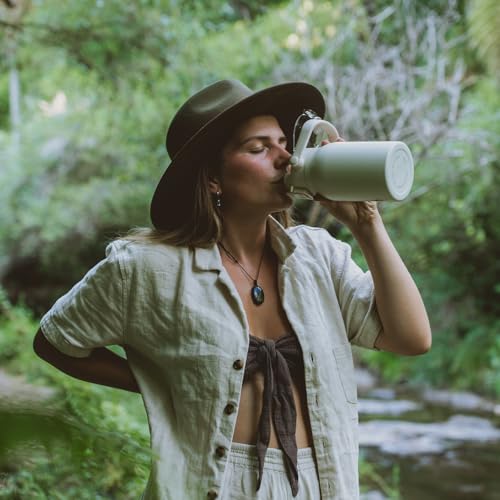 BJPKPK 45oz Insulated Water Bottle with Straw Lid, Stainless Steel Bottle - color: 45 ozWhite, size: 45 Ounces